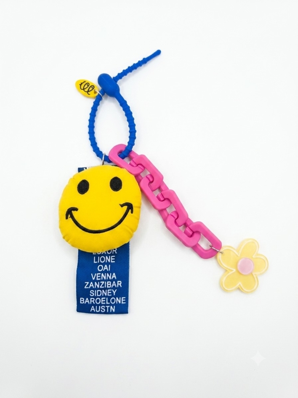 Makomaki Happy Face Keychain Charm